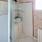 2 Bedroom Awesome In *